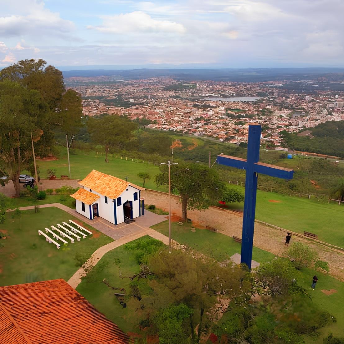 Visão aérea da Capela de Santa Helena em Sete Lagoas - MG